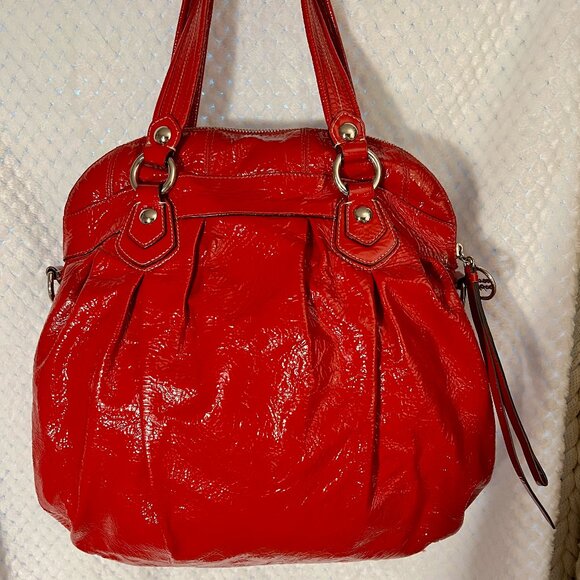 COACH-STUNNING RED POPPY PATENT LEATHER BAG - Picture 7 of 10